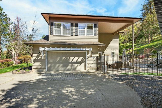 120 Ponderosa Way, Jacksonville, OR 97530