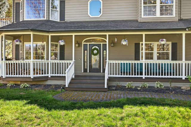120 Ponderosa Way, Jacksonville, OR 97530
