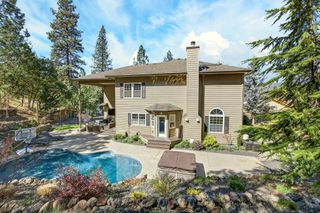120 Ponderosa Way, Jacksonville, OR 97530