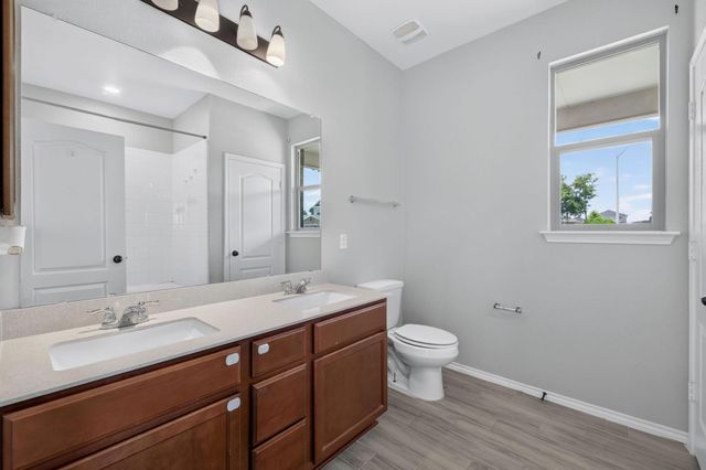 282 Lena LN, Kyle, TX 78640
