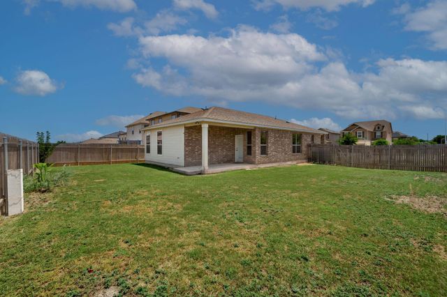 282 Lena LN, Kyle, TX 78640