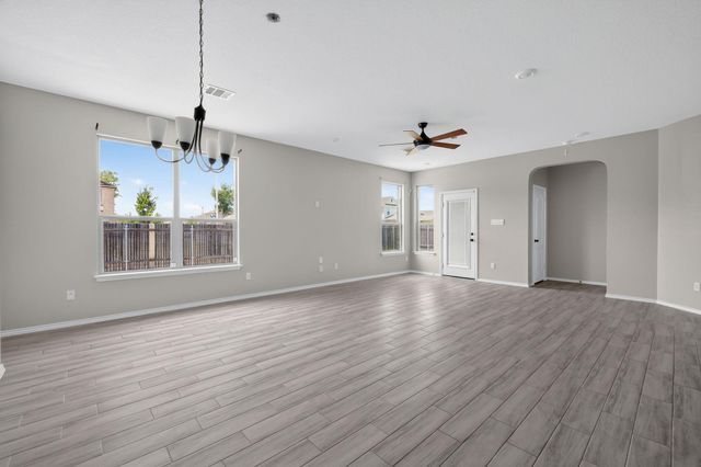 282 Lena LN, Kyle, TX 78640