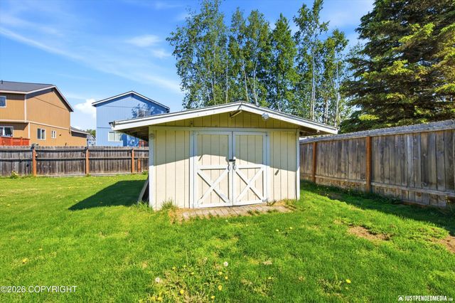 7131 Travis Circle, Anchorage, AK 99507
