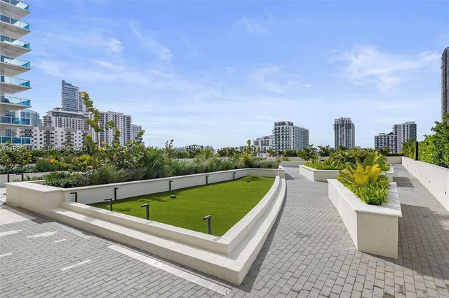 665 NE 25th St 1801, Miami, FL 33137