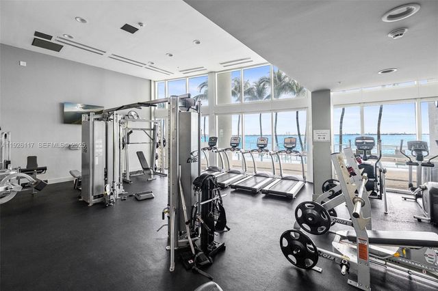 665 NE 25th St 1801, Miami, FL 33137