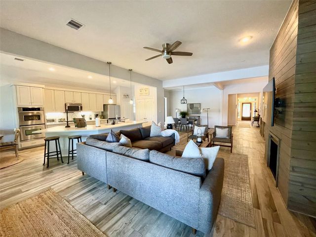 22626 Fanwick Drive, Tomball, TX 77375