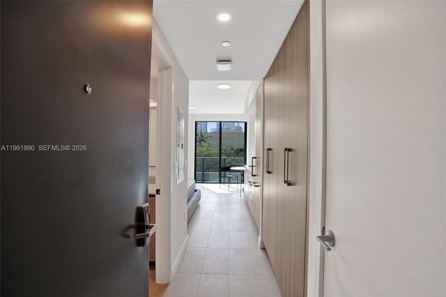 121 NE 5th Street 401B, Miami, FL 33132