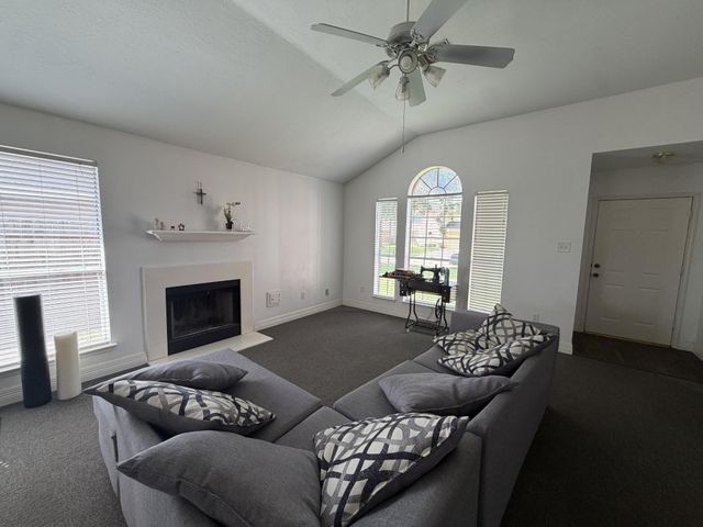 15502 Prairie Oaks Dr Drive, Houston, TX 77083