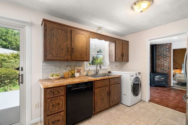 12 Theresa Rd, Stoneham, MA 02180