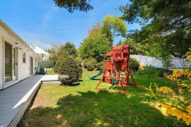 12 Theresa Rd, Stoneham, MA 02180