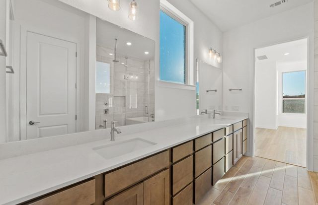 502 Gitano CIR, Liberty Hill, TX 78642