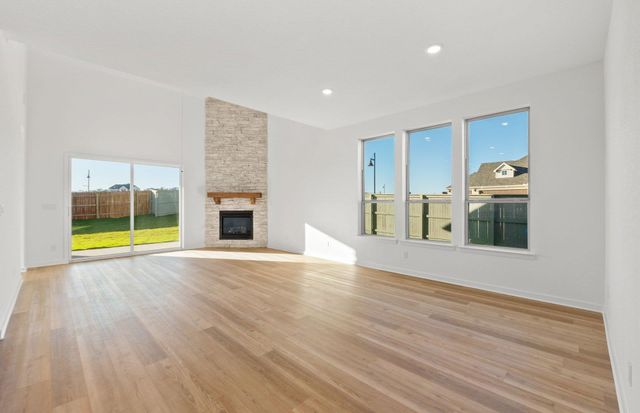 502 Gitano CIR, Liberty Hill, TX 78642