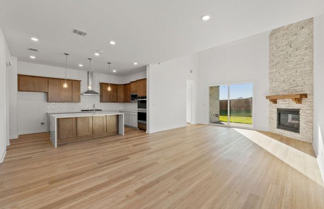 502 Gitano CIR, Liberty Hill, TX 78642