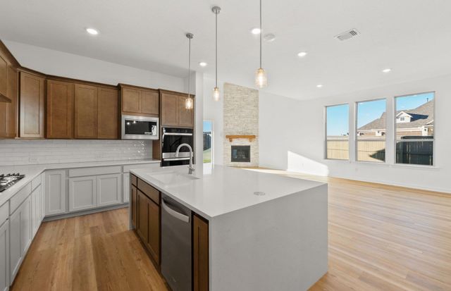 502 Gitano CIR, Liberty Hill, TX 78642