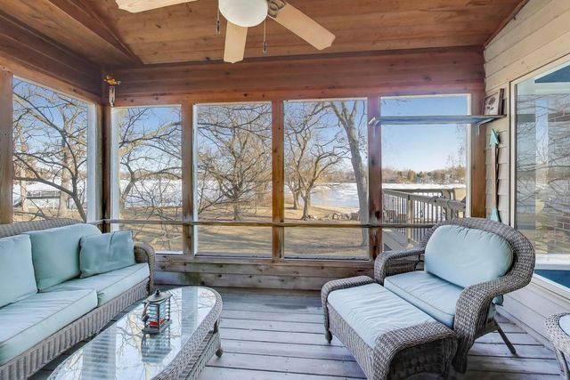 42429 N Woodbine Avenue, Antioch, IL 60002