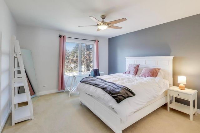 42429 N Woodbine Avenue, Antioch, IL 60002