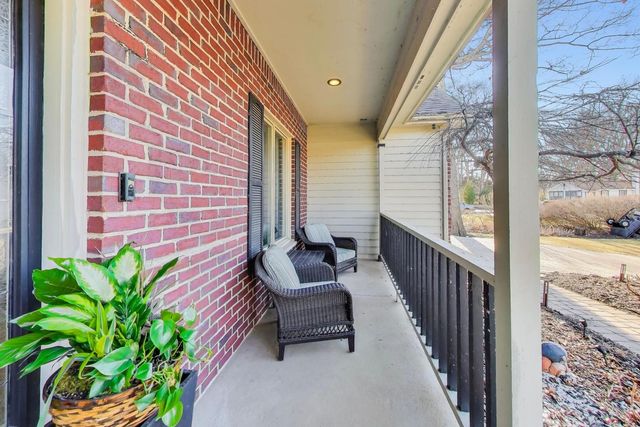 42429 N Woodbine Avenue, Antioch, IL 60002