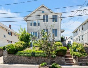 34-36 Keenan 1, Watertown, MA 02472