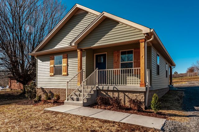 3007 Thompson Ln, Westmoreland, TN 37186