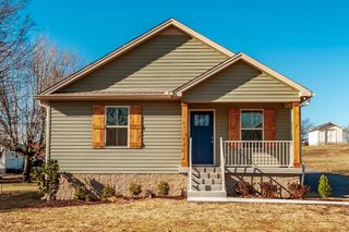 3007 Thompson Ln, Westmoreland, TN 37186