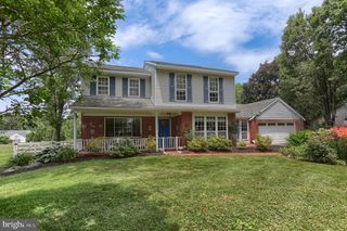 975 GROFF AVE, Elizabethtown, PA 17022