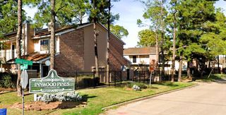 7402 Alabonson Road 108, Houston, TX 77088