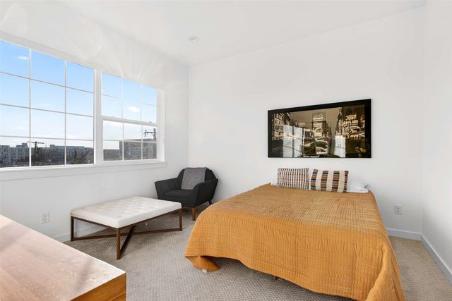 419 W 9th Street 102, Dallas, TX 75208