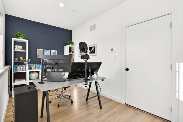 419 W 9th Street 102, Dallas, TX 75208