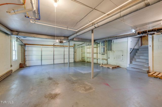 1319 Lynnwood Drive, Johnson City, TN 37601