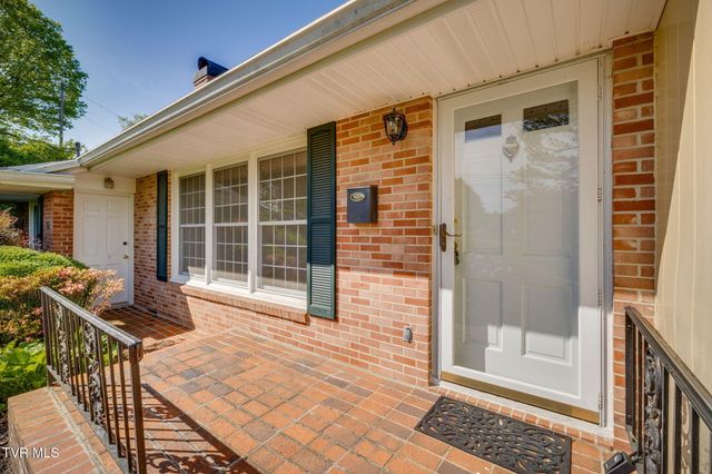 1319 Lynnwood Drive, Johnson City, TN 37601