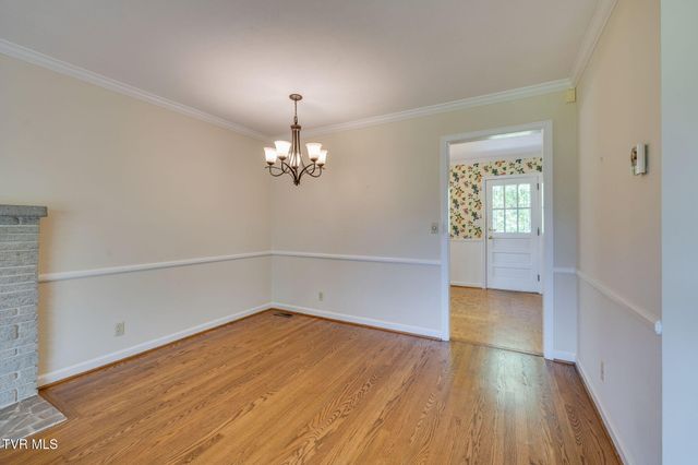 1319 Lynnwood Drive, Johnson City, TN 37601