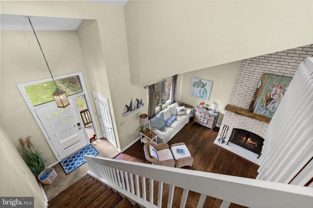 1917 LAKEVIEW PKWY, Locust Grove, VA 22508