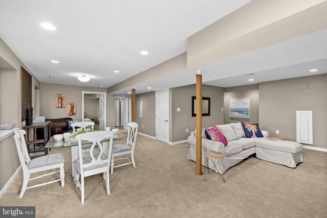 1917 LAKEVIEW PKWY, Locust Grove, VA 22508
