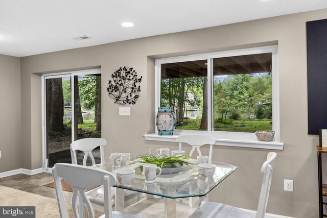 1917 LAKEVIEW PKWY, Locust Grove, VA 22508