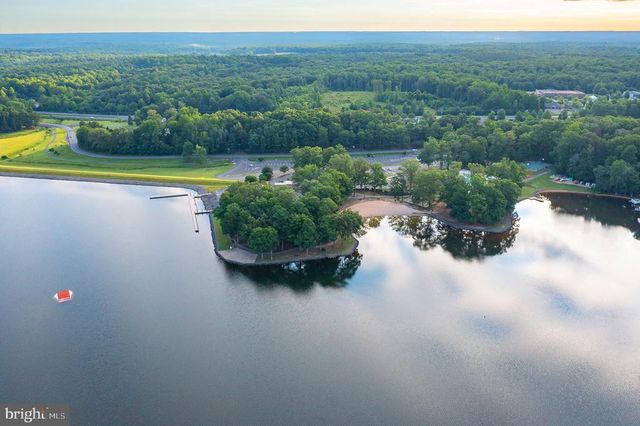 1917 LAKEVIEW PKWY, Locust Grove, VA 22508