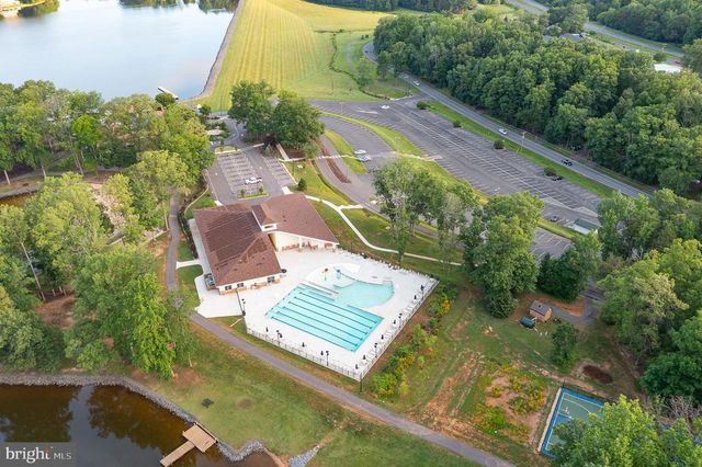 1917 LAKEVIEW PKWY, Locust Grove, VA 22508