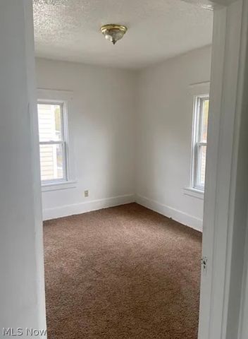 1842 Fenton Avenue, Akron, OH 44312