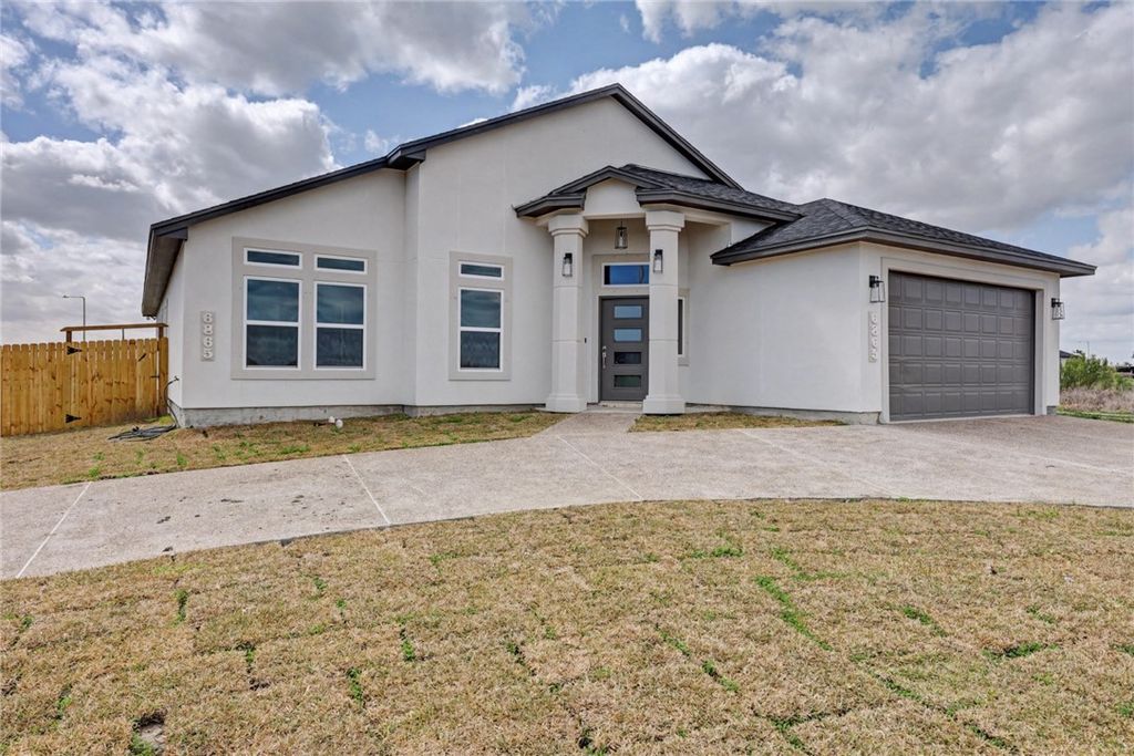 6865 Riesling St, Corpus Christi, TX 78414 — photo 2