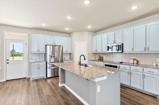 1011 Northern Oaks Court, Springtown, TX 76082