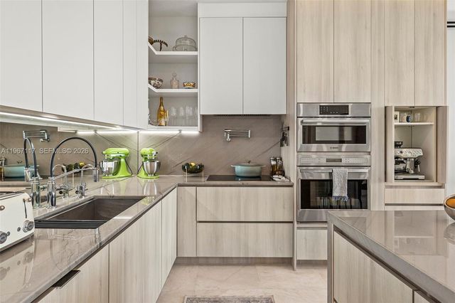 2020 N Bayshore Dr 3407, Miami, FL 33137