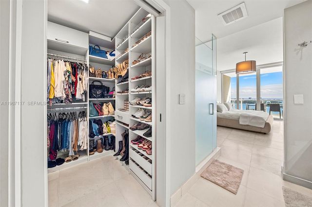 2020 N Bayshore Dr 3407, Miami, FL 33137