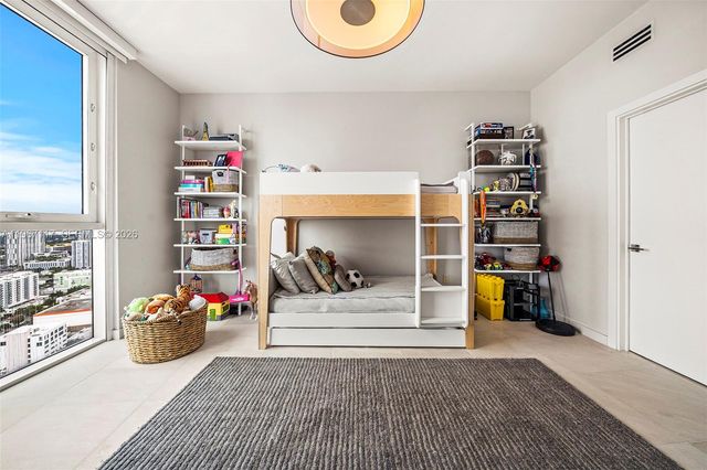 2020 N Bayshore Dr 3407, Miami, FL 33137