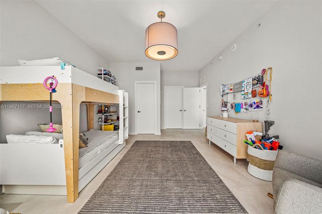 2020 N Bayshore Dr 3407, Miami, FL 33137