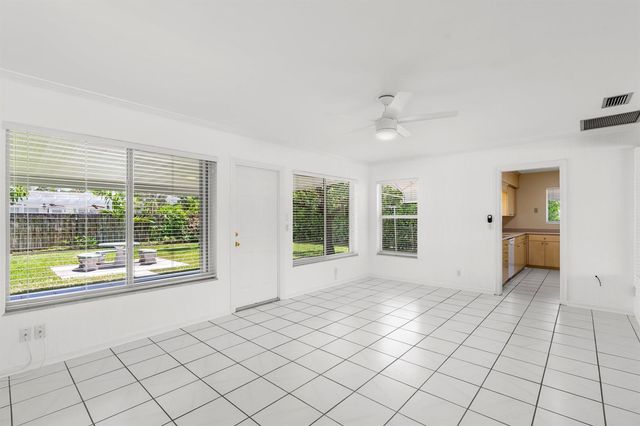 360 Palmetto Street, West Palm Beach, FL 33405