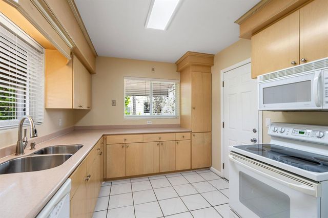 360 Palmetto Street, West Palm Beach, FL 33405