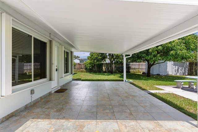 360 Palmetto Street, West Palm Beach, FL 33405