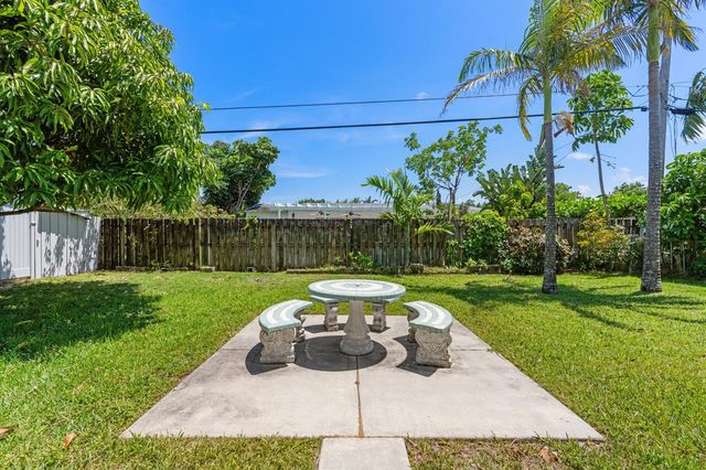 360 Palmetto Street, West Palm Beach, FL 33405