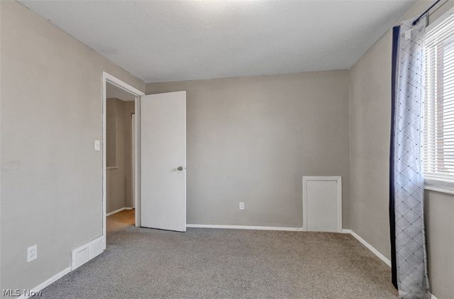 2472 Warren Parkway 20, Twinsburg, OH 44087