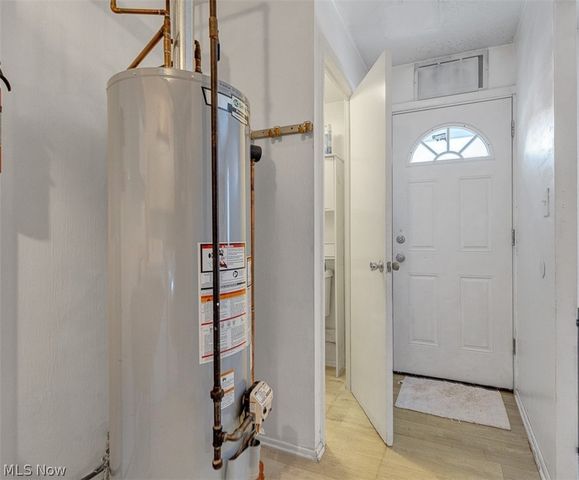 2472 Warren Parkway 20, Twinsburg, OH 44087