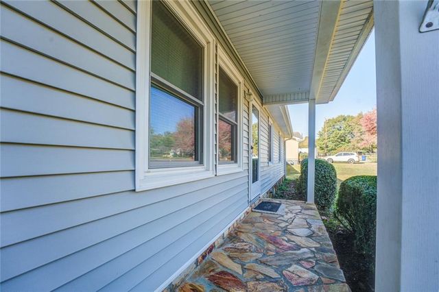 905 Rambling Rose Court NW, Conyers, GA 30012